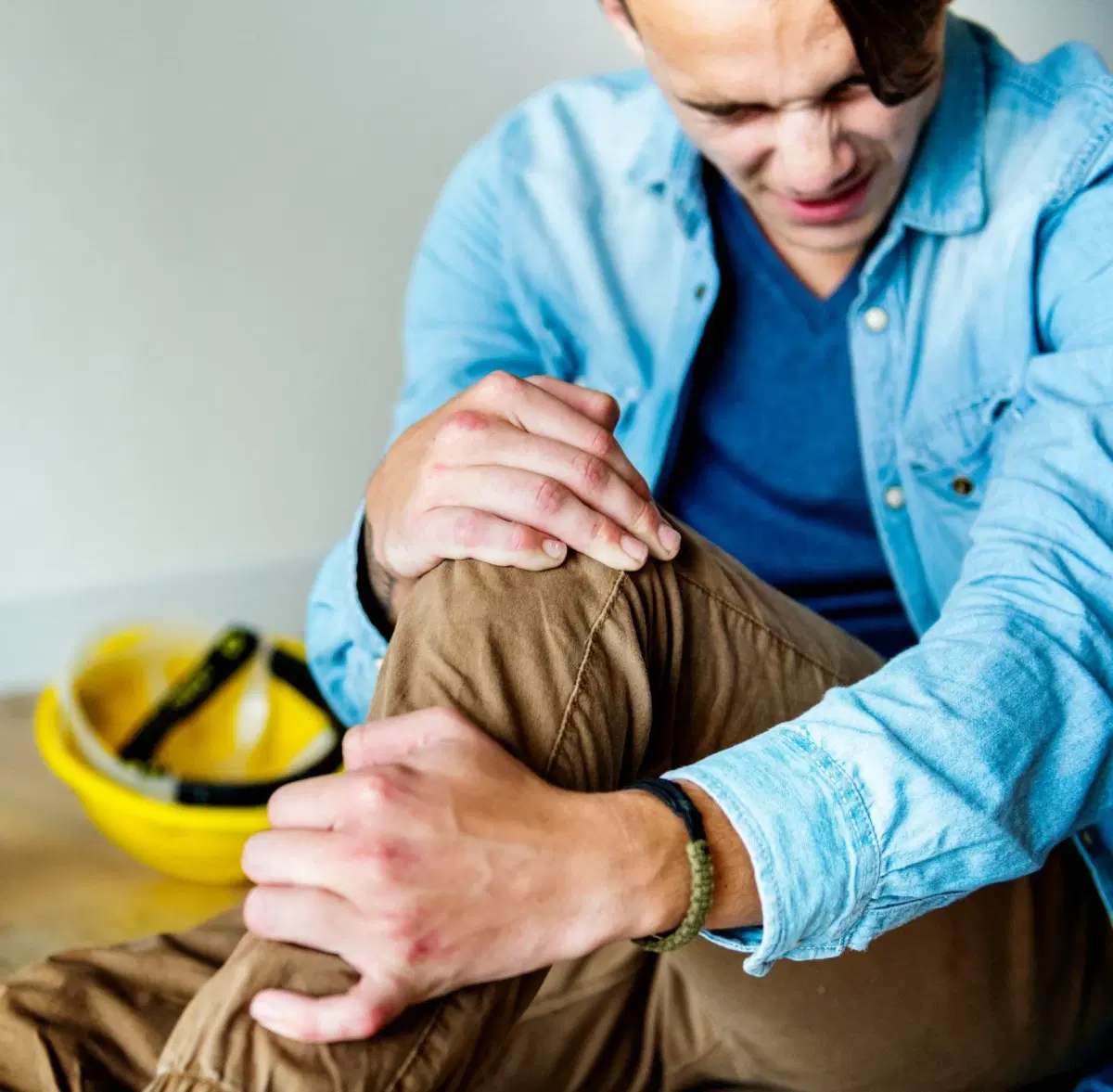 WorkCover professional helping an injured worker